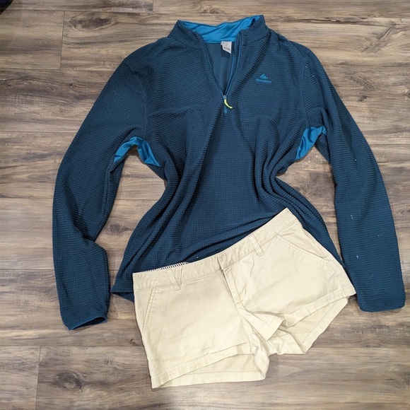 Y2K Teal Pullover and Beige Shorts Set - Picture 1 of 4